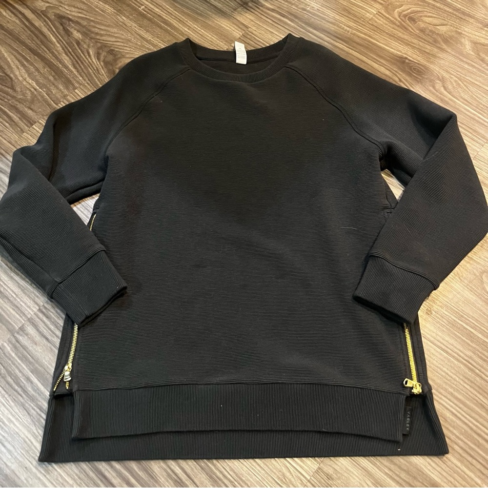 Varley Black and Gold Crewneck Sweater